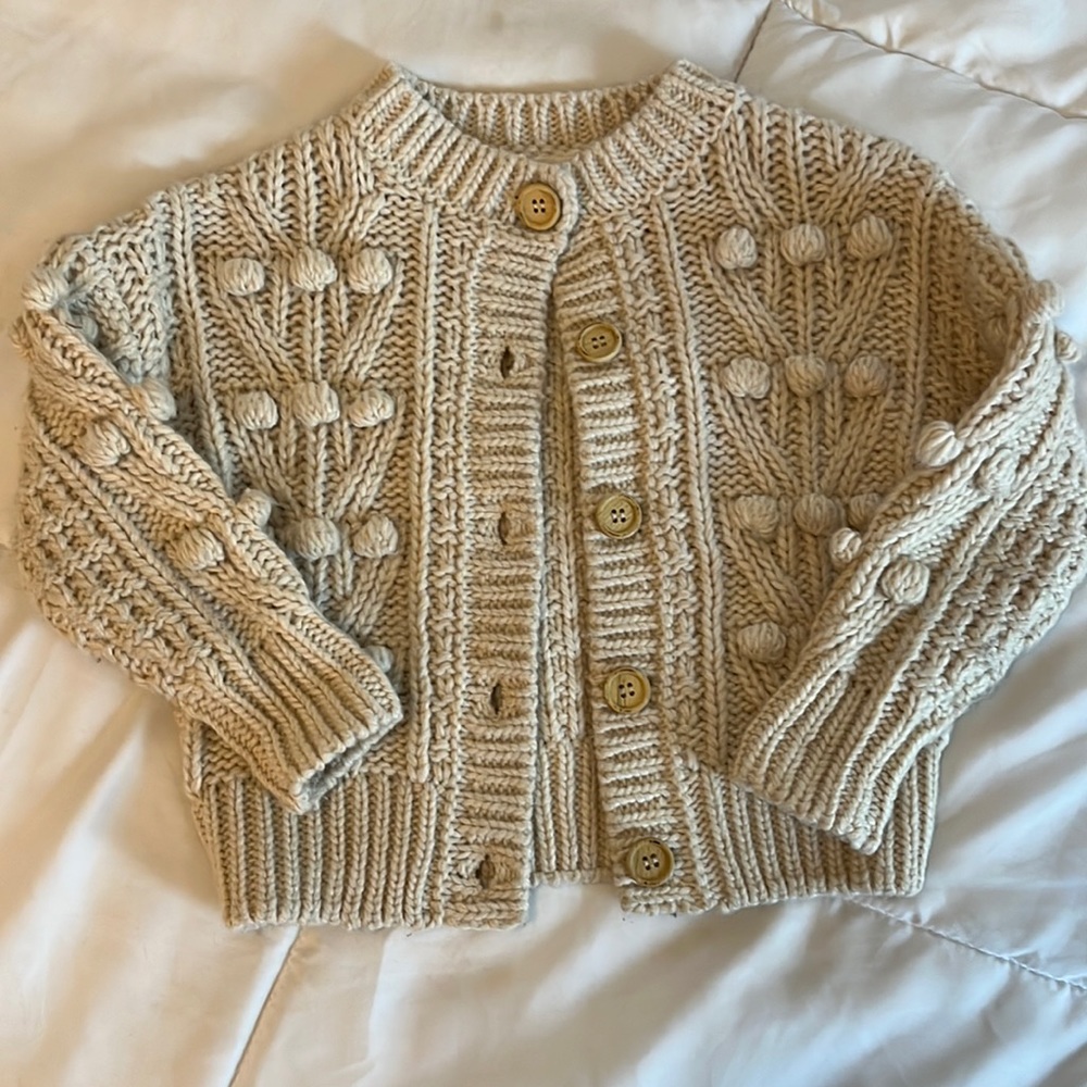 Doesn’t get much cuter than this!  Rylee and cru sweater, size 2-3